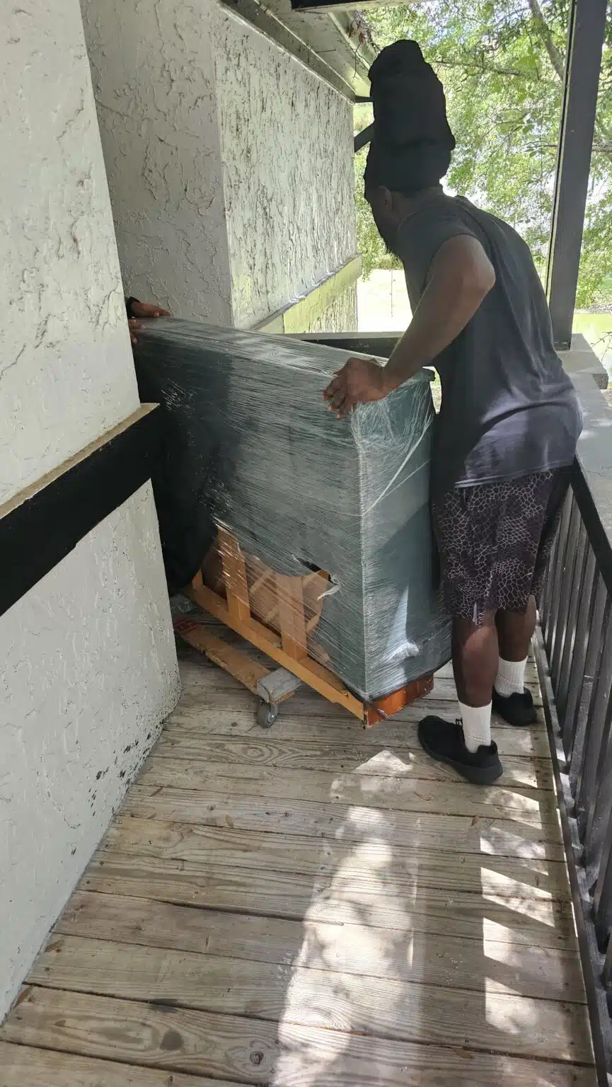 Furniture moving company in Jacksonville.